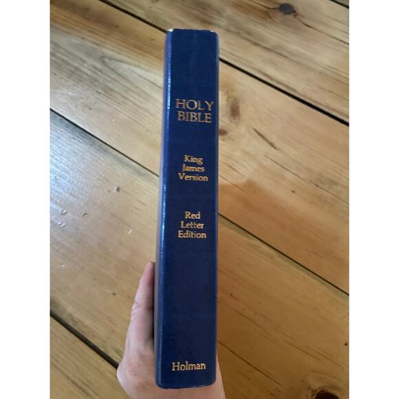 Holy Bible KJV. Red Letter Edition. Dictionary Study Help. Blue Cover. 1979 - Picture 4 of 4